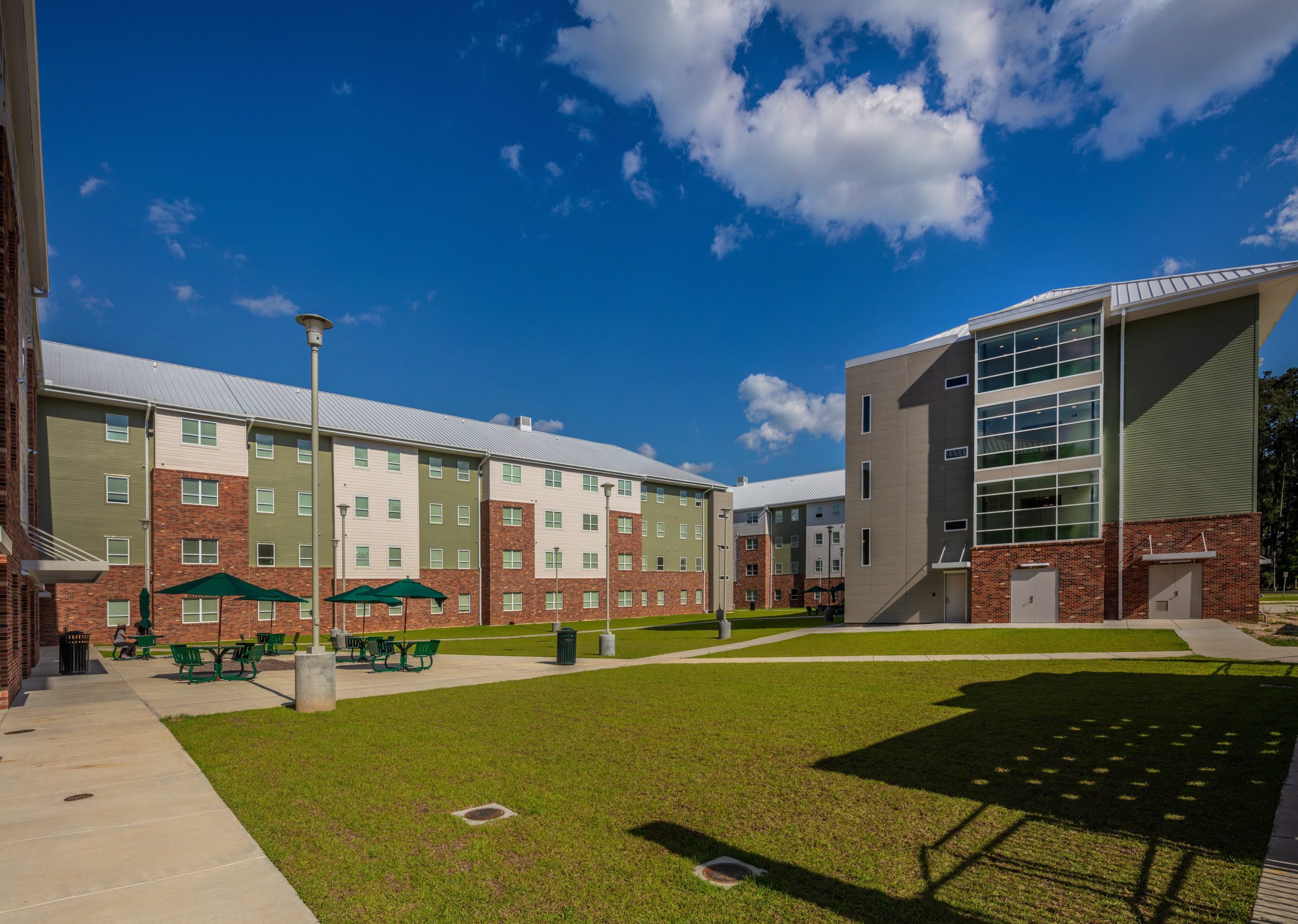 Southeastern Louisiana University Student Housing Holly & Smith